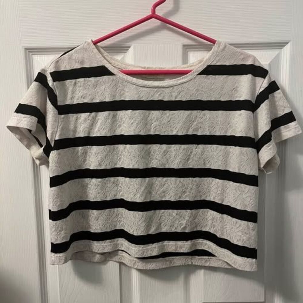 Forever 21 Striped Lace Crop Top